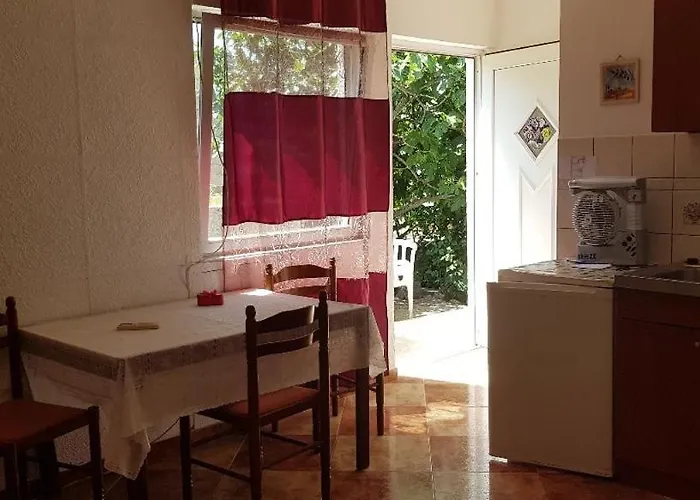 Apartmán With Wifi - 24475 Crikvenica